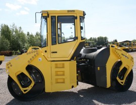 Аренда Тяжелый сочлененный вибокаток BOMAG.